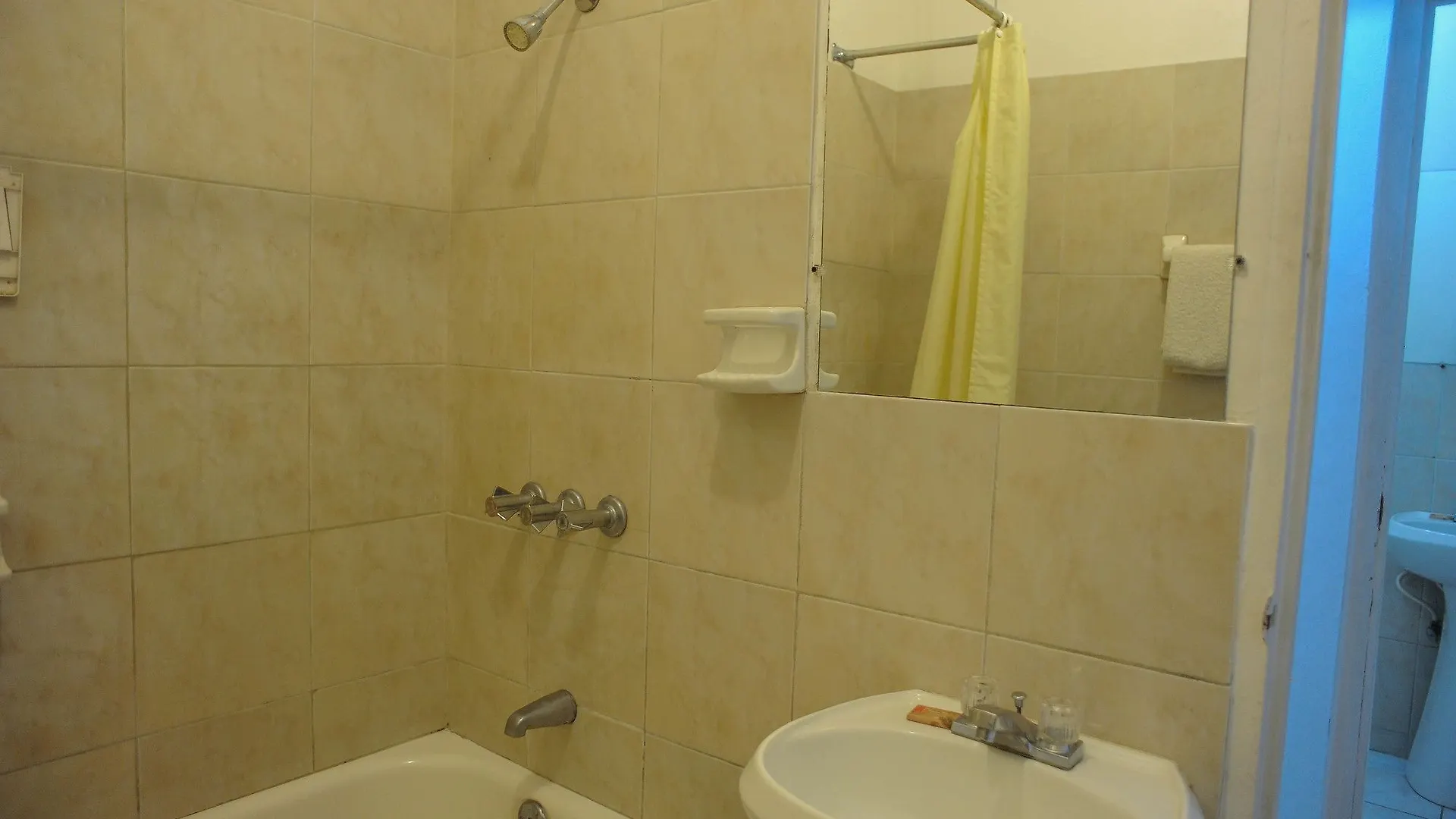 Glorianna Hotel Montego Bay 3*,
